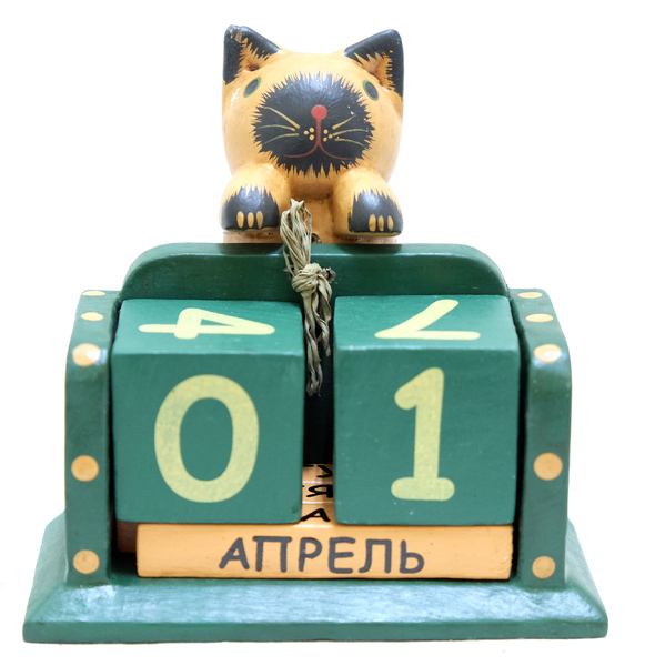 Календарь с висячим на веревочке котом, цвета в ассортименте (к-354)