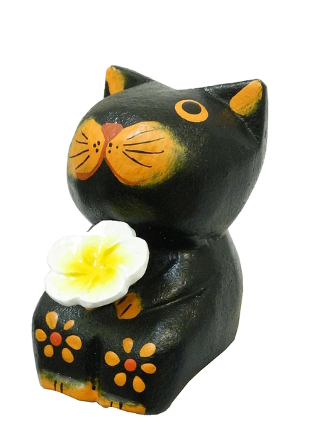 Маленький котик с цветочком в руках, 4 цвета (кн-43)